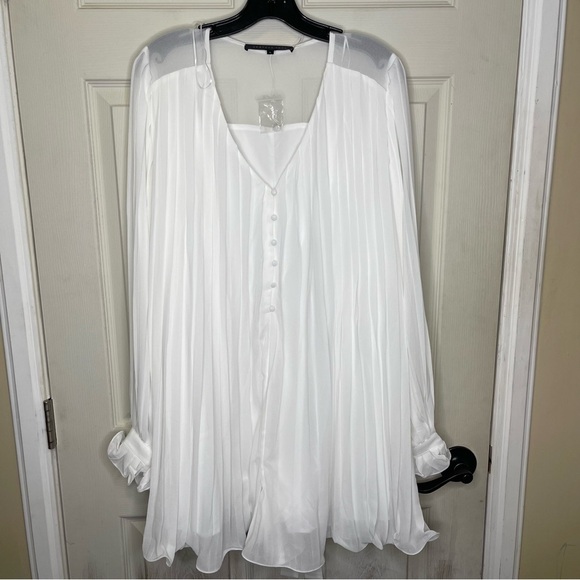 Anthropologie Endless Rose V-Neck Chiffon
Romper Sz L - Picture 2 of 10